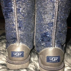 UGG boots sz: 9